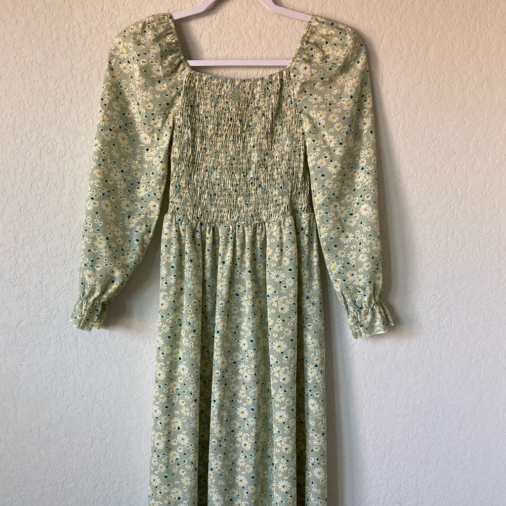 Green floral smocked midi dress